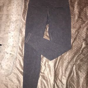 Lululemon WunderUnder High rise 28” *Snow Washed